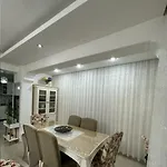 Ces Βίλα *